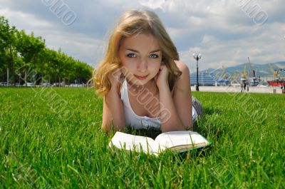 Girl reading outdoor