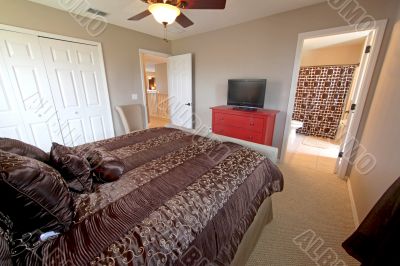 Queen Master Bedroom
