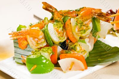 shrimps and vegetables skewers