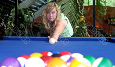 Playing american pool