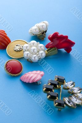 costume jewellery macro