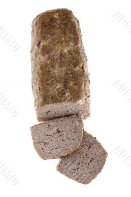 Cutting pork sausage
