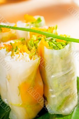 vietnamese style summer rolls