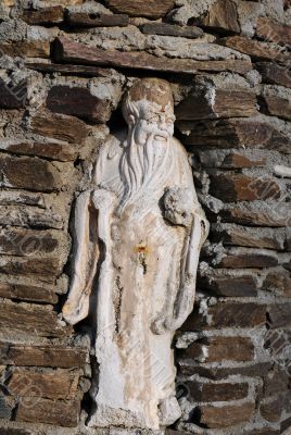 Statue int he Wall Niche