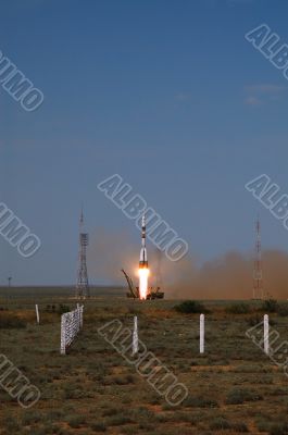 Soyuz TMA-15 Spacecraft Launch