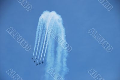 flightshow looping