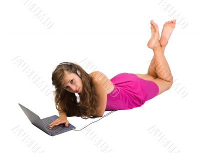 girl listens to music