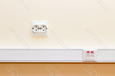 rj45 socket and the socket 220 on the wall