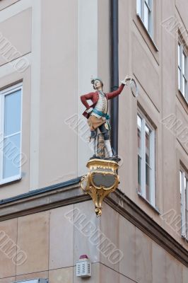 Statue