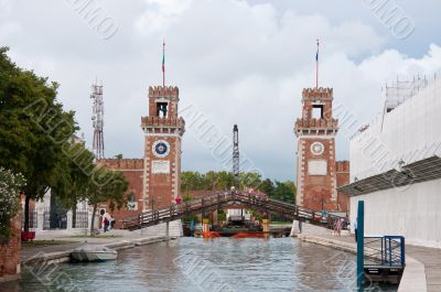 Bridge over the canal