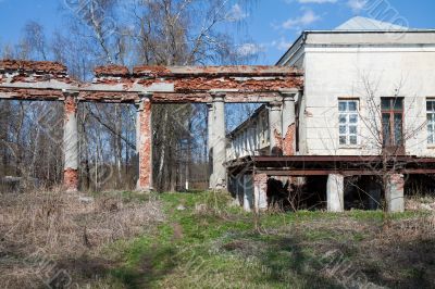 destroyed building with Doric column