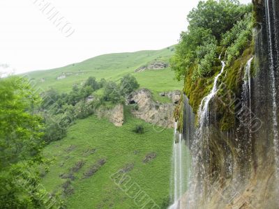 Kings` watrefall. 77 strings