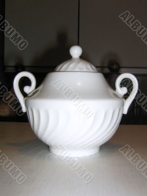 Porcelain sugar bowl.