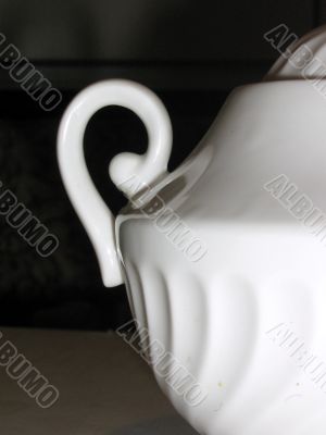 Porcelain sugar bowl.