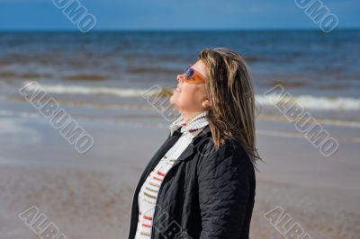 Portrait of woman at the sea