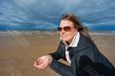Adult woman at the sea