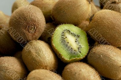 Sliced kiwis