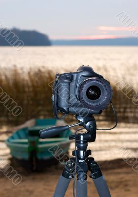 camera on tripod