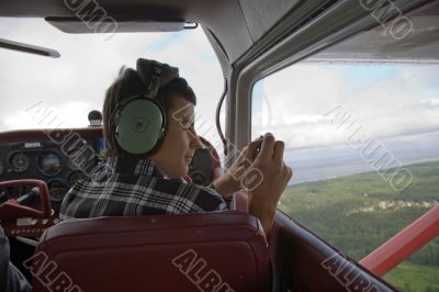 boy fliyng in the plane 