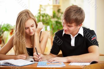 Portrait of a young group of students paying attention and doing