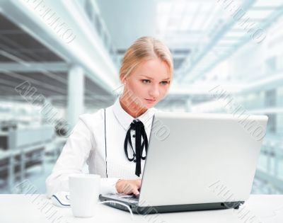 Portrait of happy young business woman 