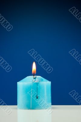 Close up of burning candle