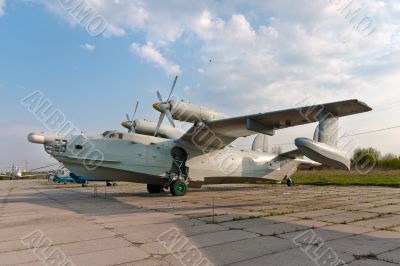 Beriev Be-12 plane