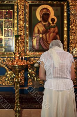Praying woman