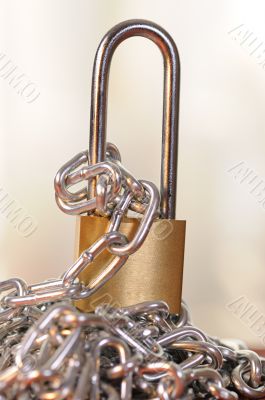 padlock with cain