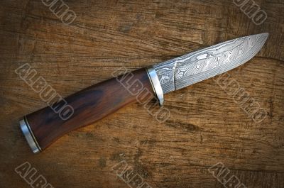 Hand made damascus knife