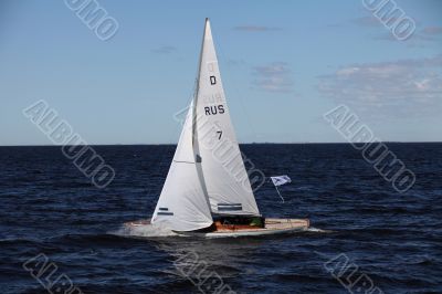 yacht  