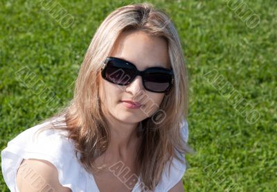 Girl in sunglasseses