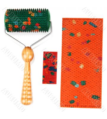 Instrument for massage with needle