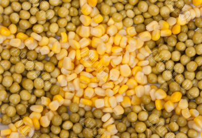 Yellow corn and green beans