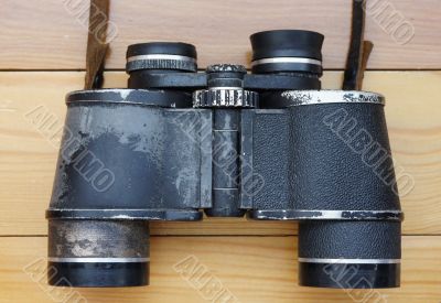 binoculars