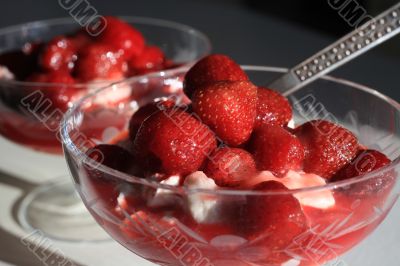 strawberry dessert