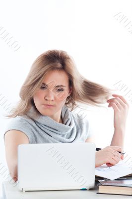 A young girl student