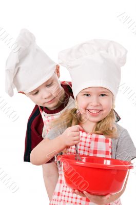 two children cooks