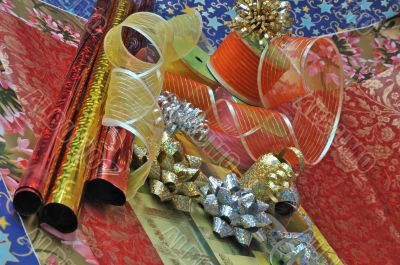 Gift wrapping paper