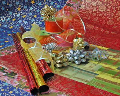 Gift wrapping paper