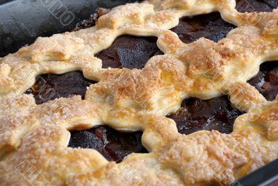 Strudel of apples and jam