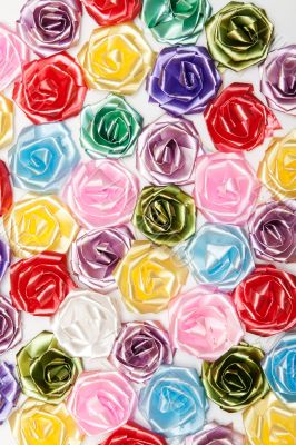 background color of gift ribbons