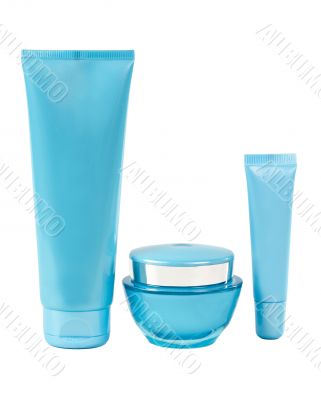 set of banks with cream