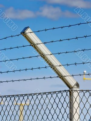 razor wire fence 