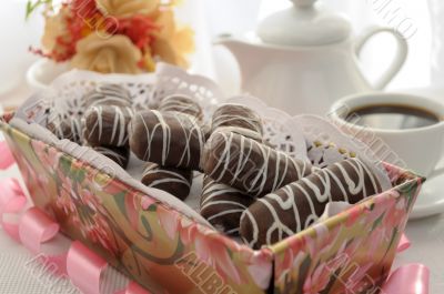 Gingerbread with chocolate in a box with 