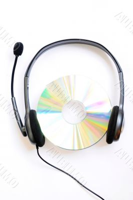 Headphone with a compact disc