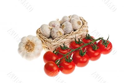 garlic, tomatoes