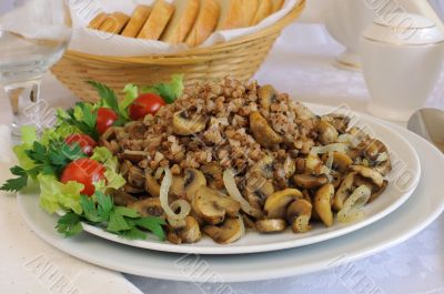 Buckwheat porridge with mushrooms