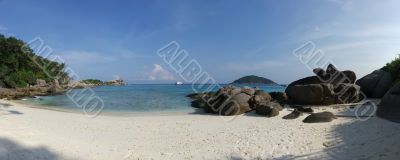 small beach of Koh miang