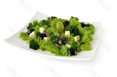 Salad of lettuce with cheese and grapes